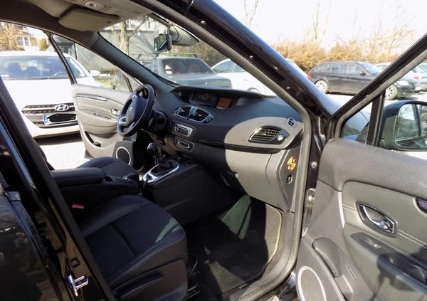 Renault Scenic cena 23000 przebieg: 205800, rok produkcji 2012 z Radomsko małe 232